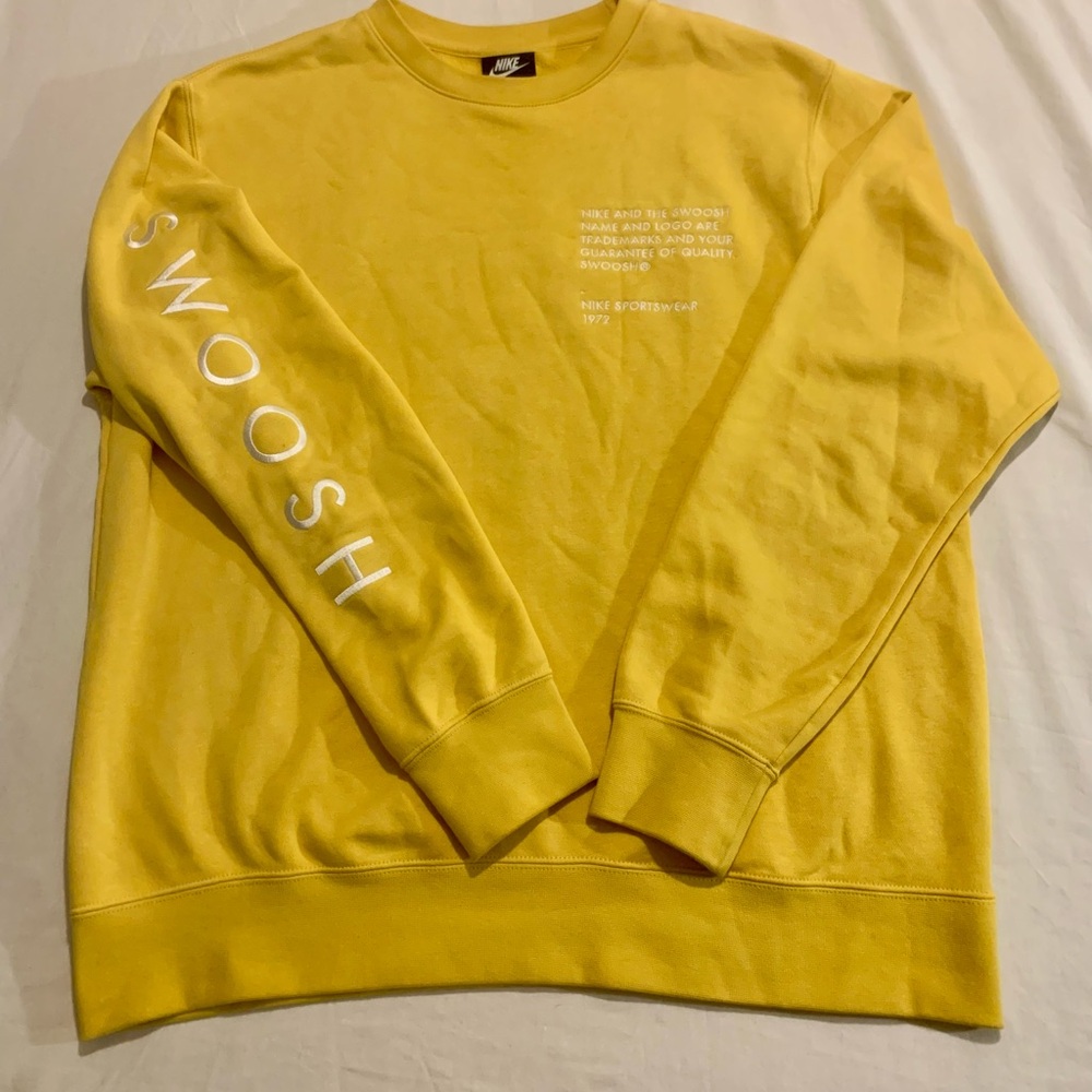 Nike Sportswear SBB Swoosh Crewneck Sweatshirt
